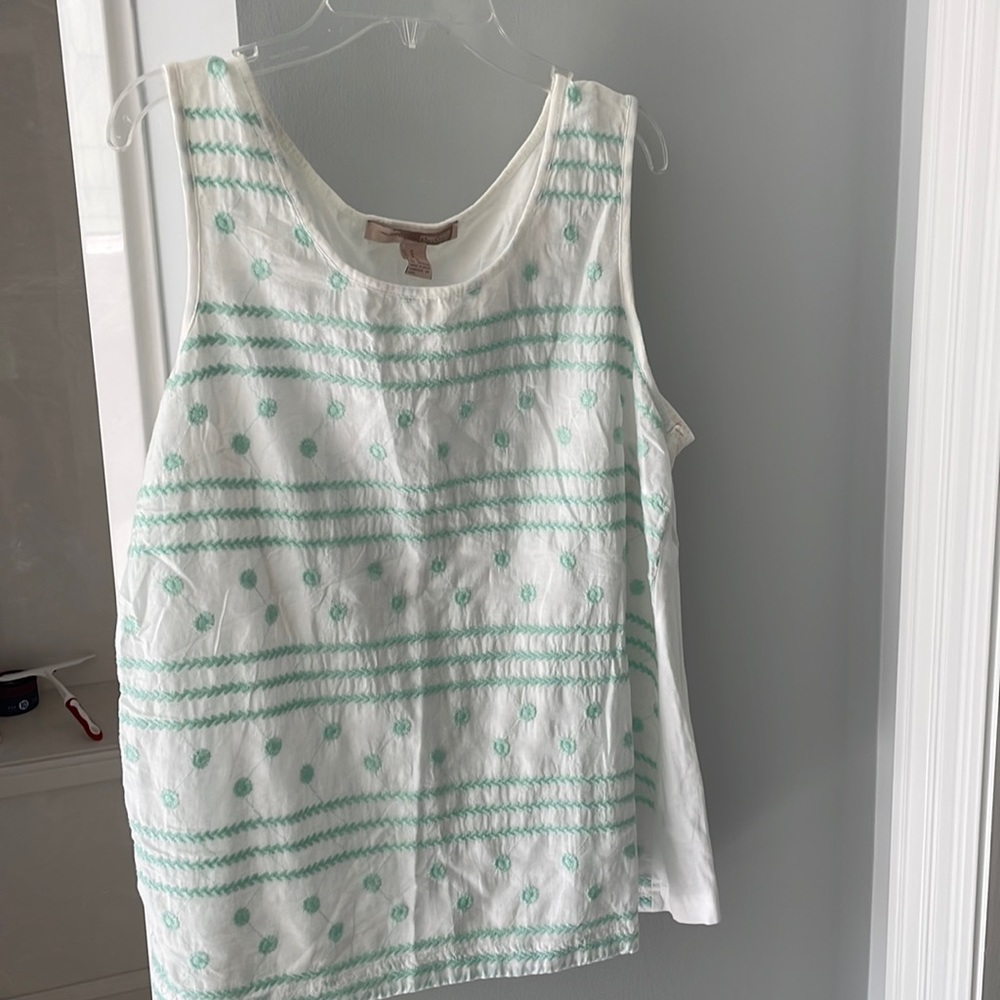 Forever 21 sleeveless top